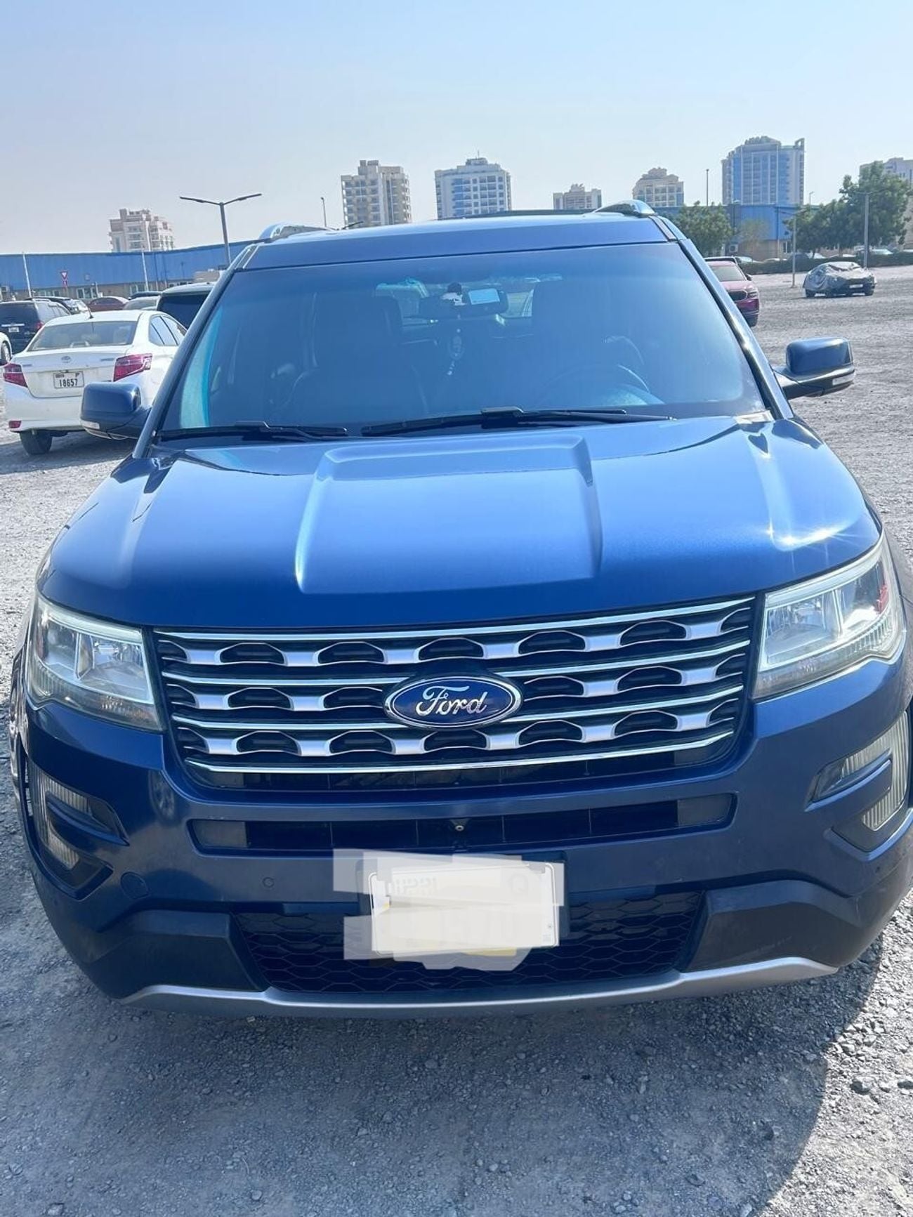 Ford Explorer LTD TOP 3.5L - 6 cyl SUV/CROSSOVER - AWD - 7 Seater - % Doors