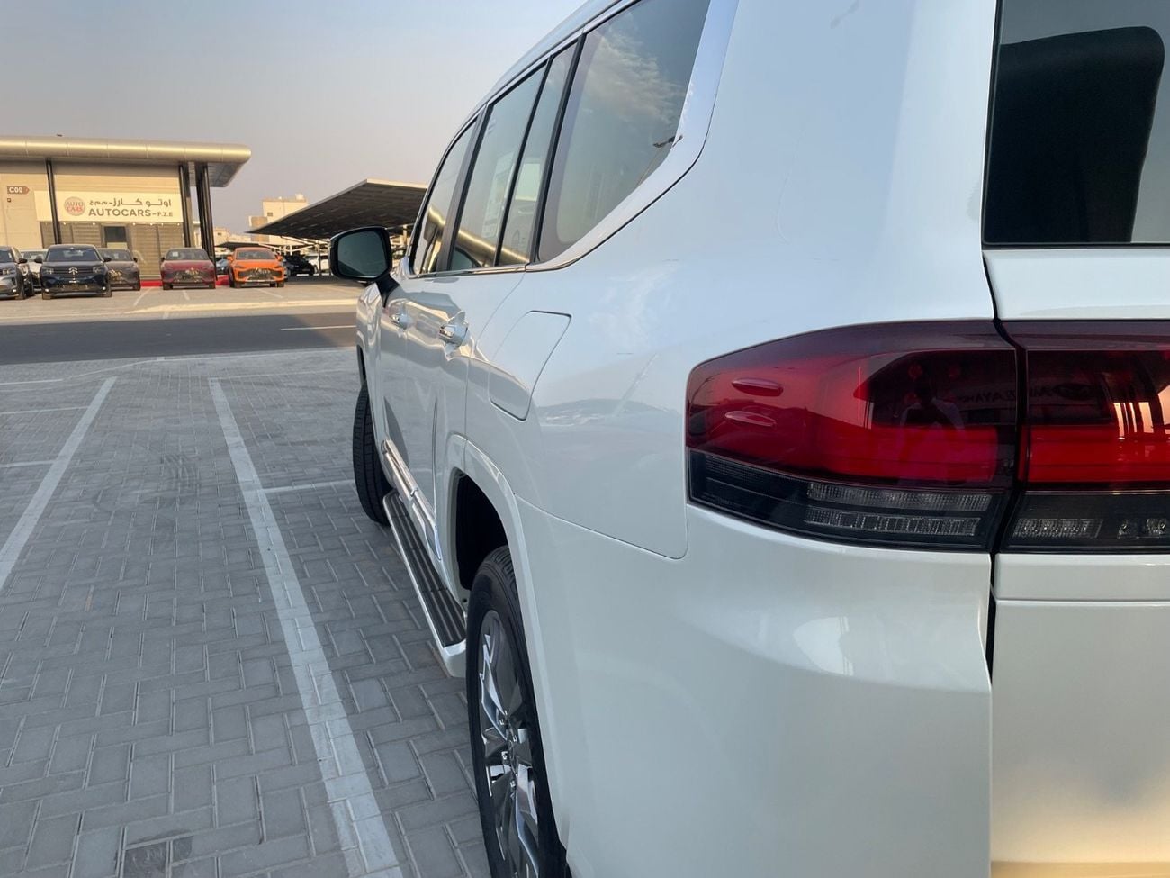تويوتا لاند كروزر VXR لاندكروزر VXR 4.0