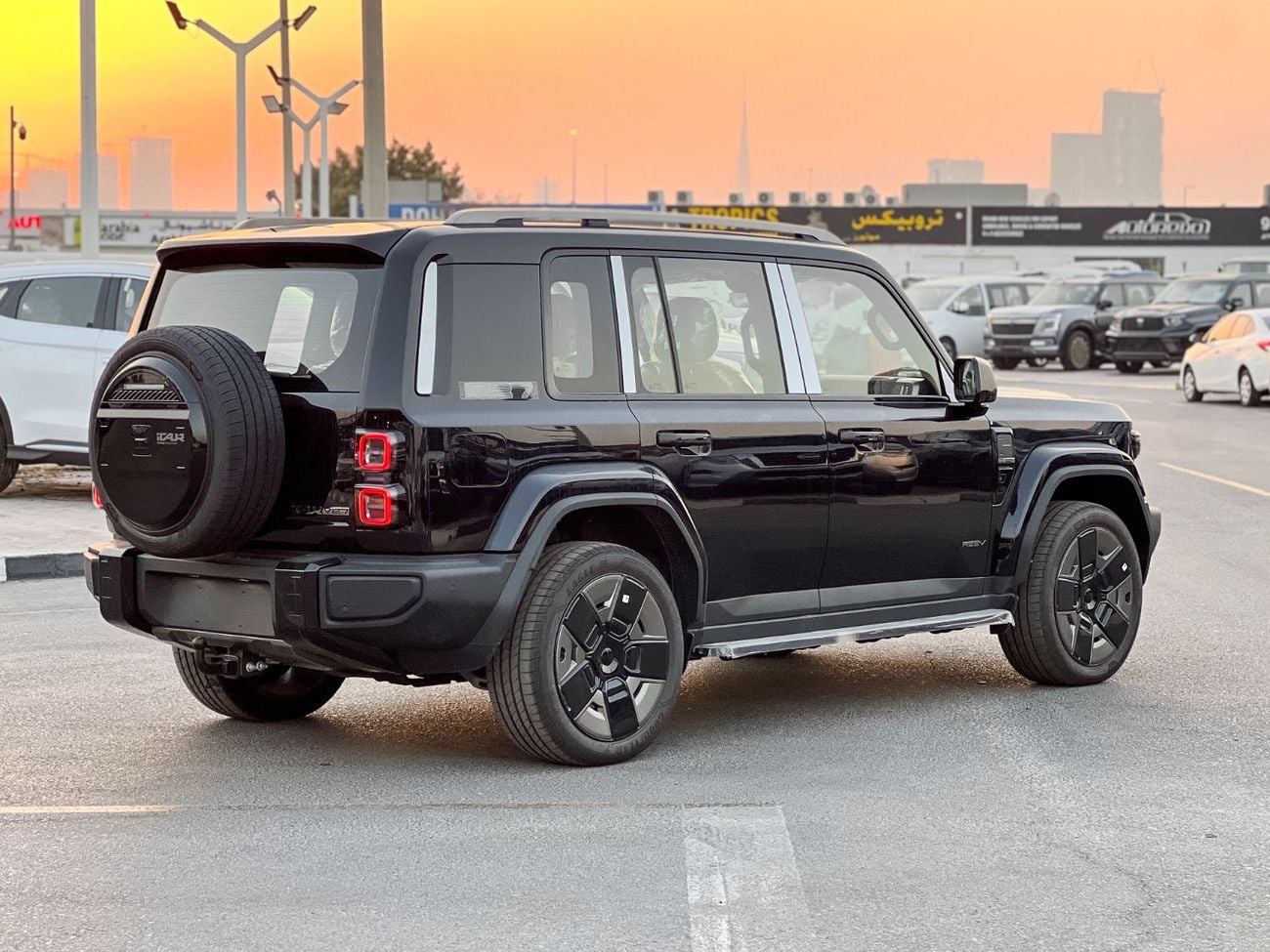 شيري آي كار V27 2027 iCAUR V27 الرائدة 1.5 لتر AWD REEV (تسجيل محلي وتصدير)