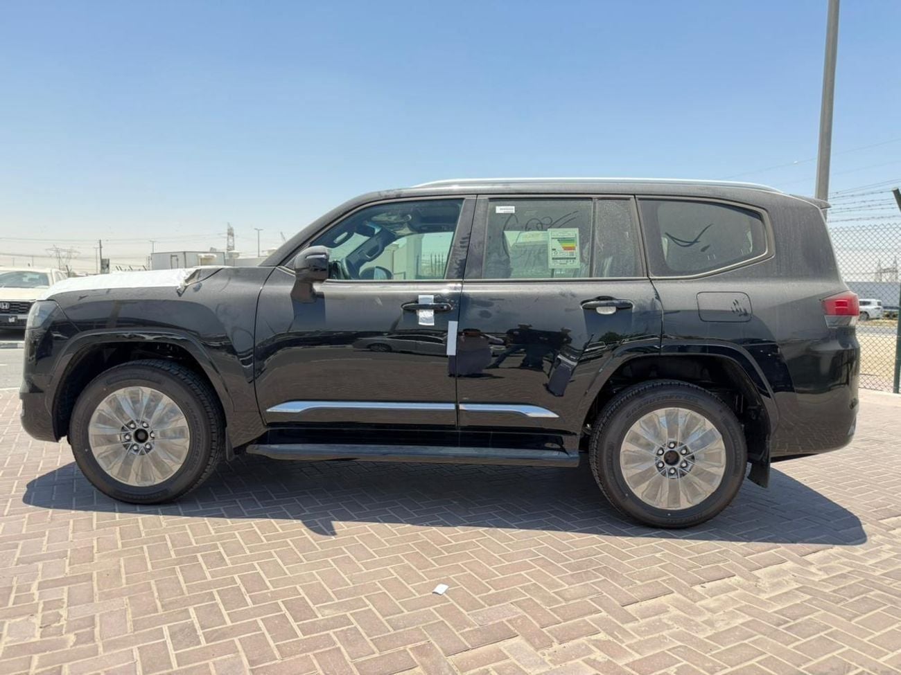 Toyota Land Cruiser GXR TOYOTA LAND CRUISER 4.0 Full OPTION with Radar 2026
