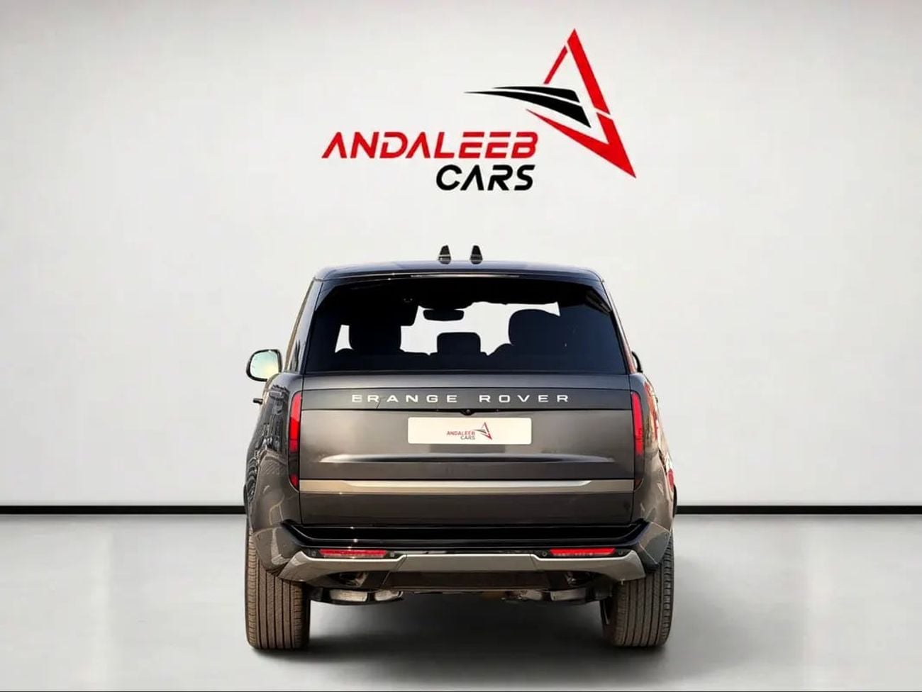 لاند روفر رينج روفر SE P400 | 400 HP | | BRAND | KM | 5-YEAR AL TAYER WARRANTY
