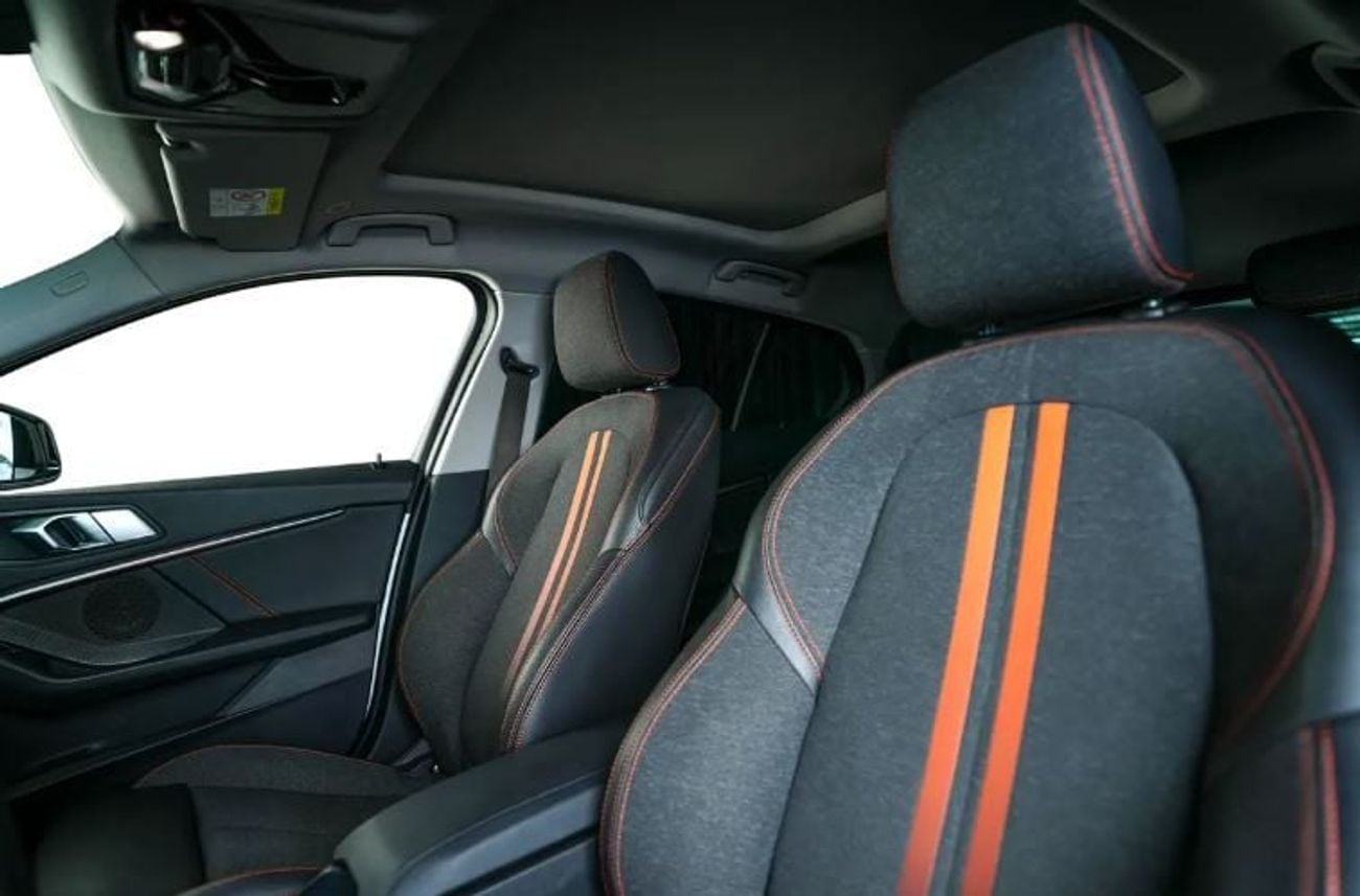 BMW 120i M SPORT