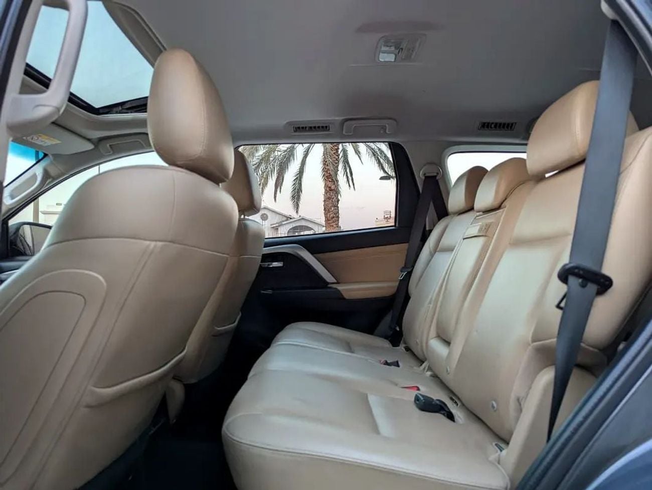 Mitsubishi Montero Sport GLS PREMIUM TOP LINE 4WD KM 43125 PRICE 69000