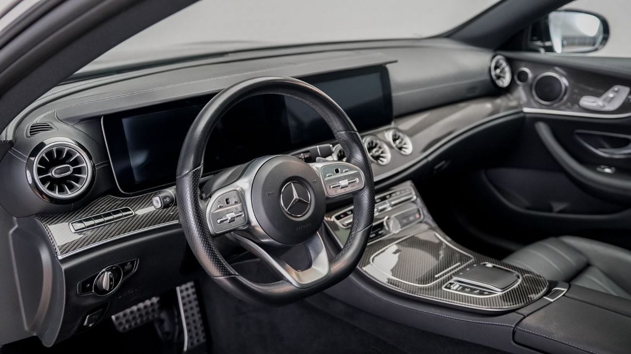 مرسيدس بنز E300