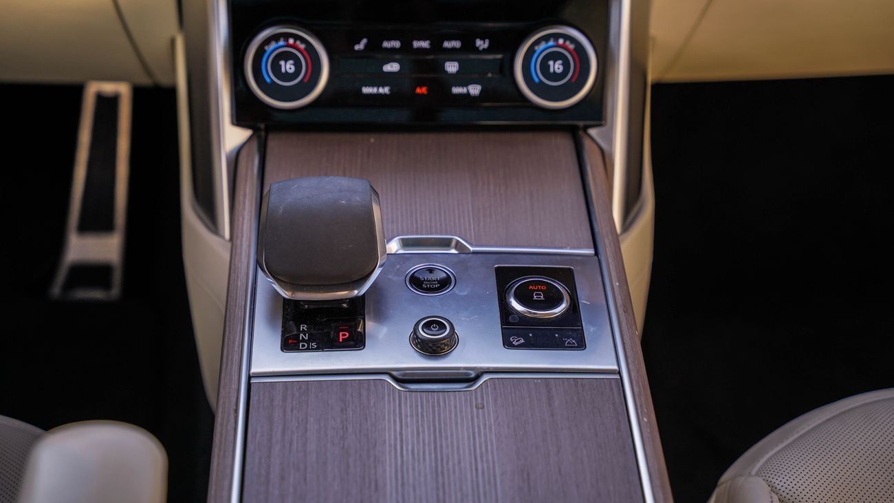 Land Rover Range Rover FIRST EDITION P530 Autobiography