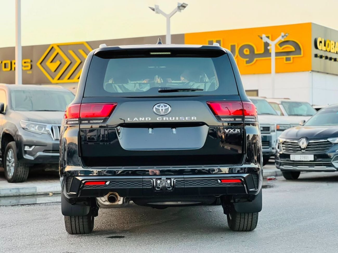 تويوتا لاند كروزر VXR 4.0