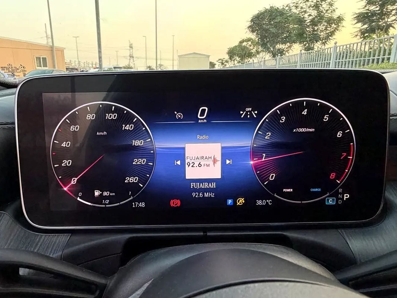 مرسيدس بنز C 200 C200 GCC Specs