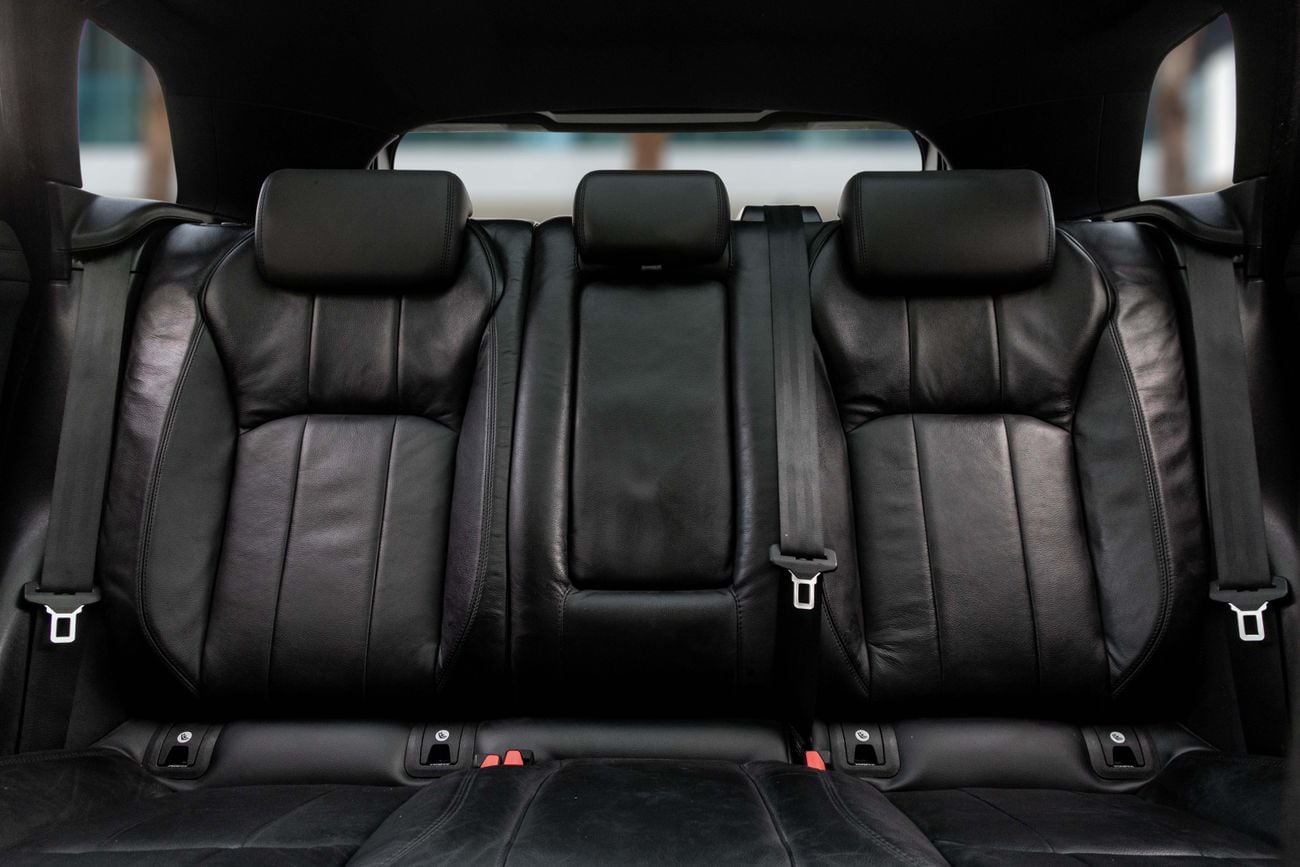 Land Rover Range Rover Evoque SE Range Rover Evoque SE | 1,567 P.M | 0% Downpayment | EVOQUE | IMMACULATE!