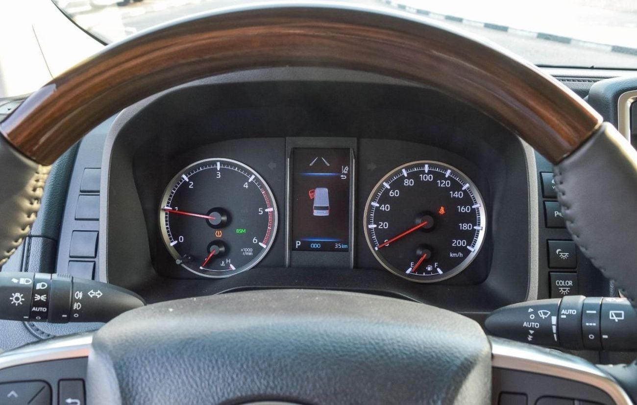 Toyota Granvia PREMIUM TOYOTA GRANVIA PREMIUM 3.5L V6 RWD DIESEL MINIVAN 2025