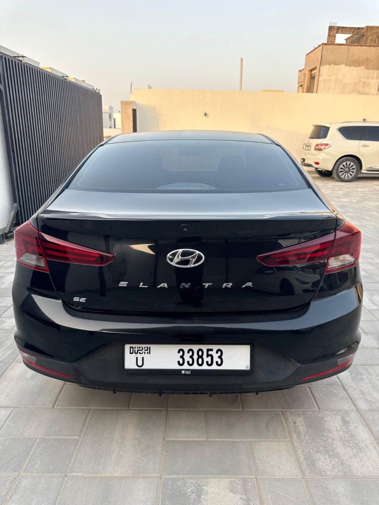 هيونداي إلانترا SEL