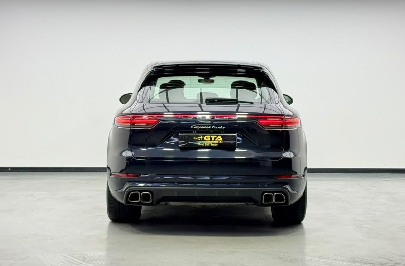 Porsche Cayenne TURBO 2018 Porsche Cayenne Turbo, Service History, Excellent Condition, GCC.