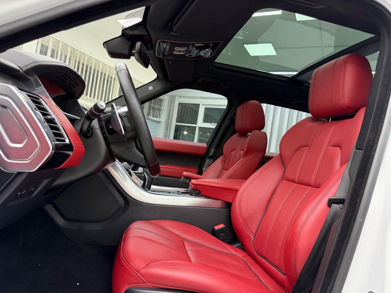 Land Rover Range Rover Sport HSE DYNAMIC GCC.. Dynamic .. V6 .. Perfect Condition