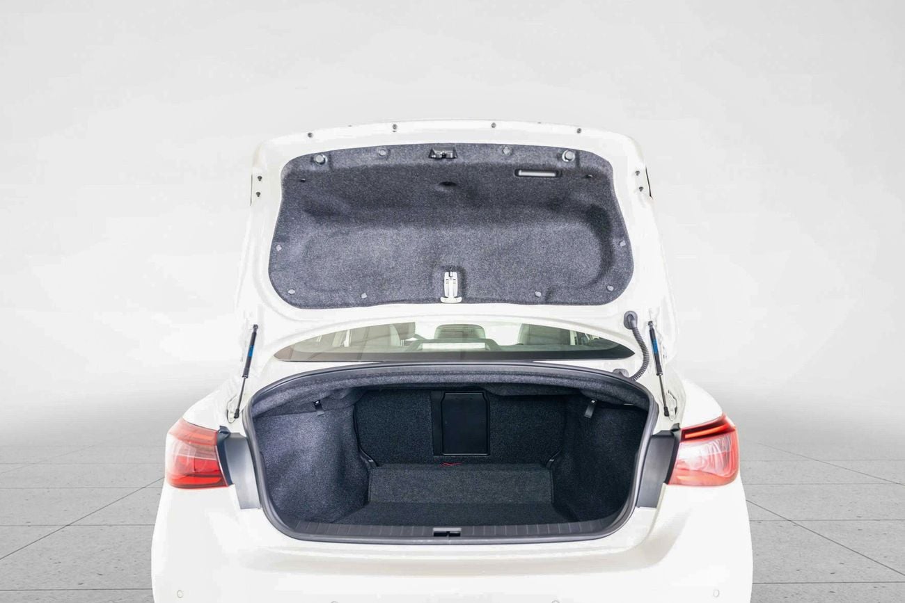 Infiniti Q50 LUXE 3.0
