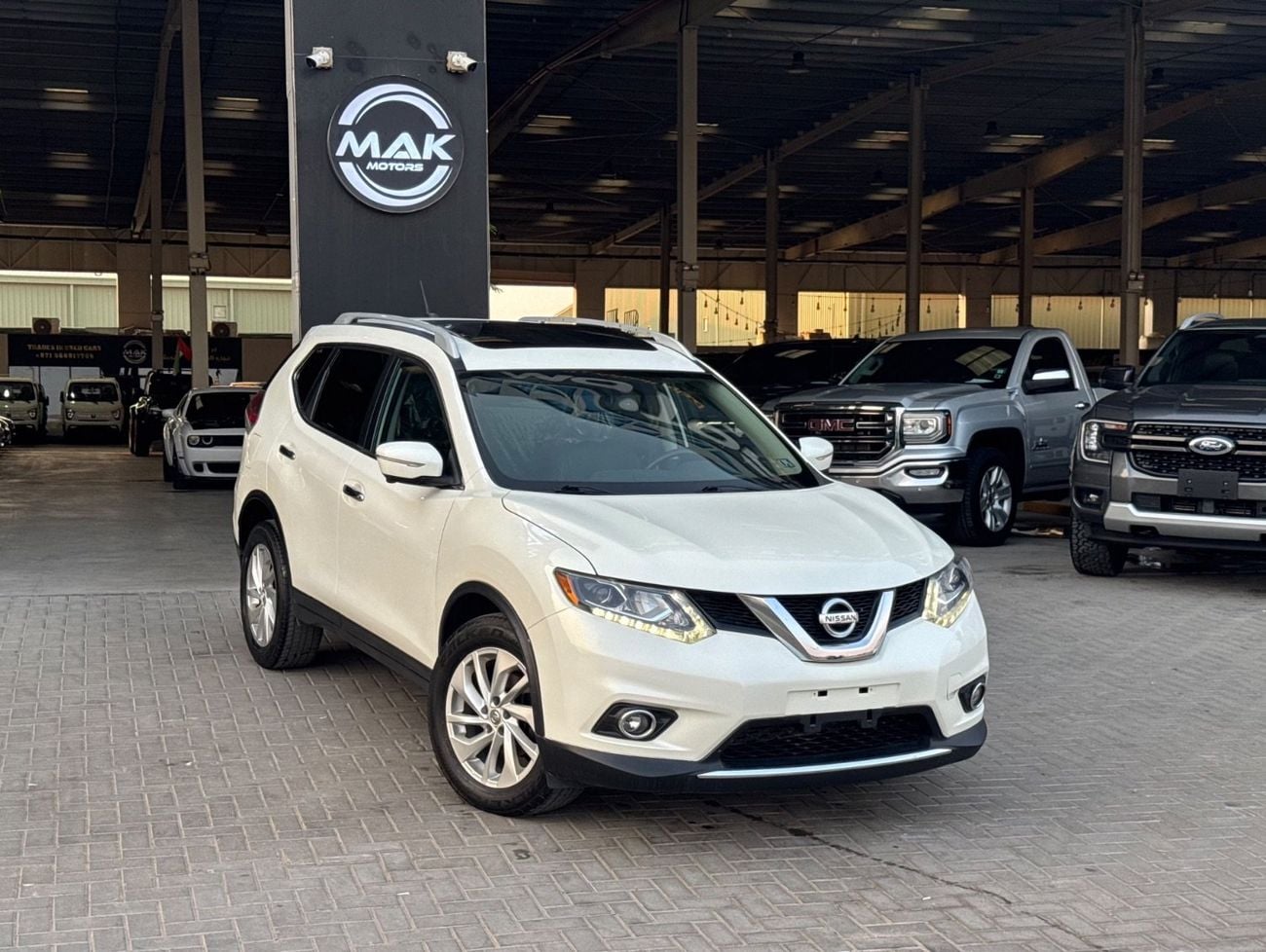 Nissan Rogue SL / V4 2.5L / PANORAMIC SUNROOF / AWD / 360 CAMERA / REAR AC