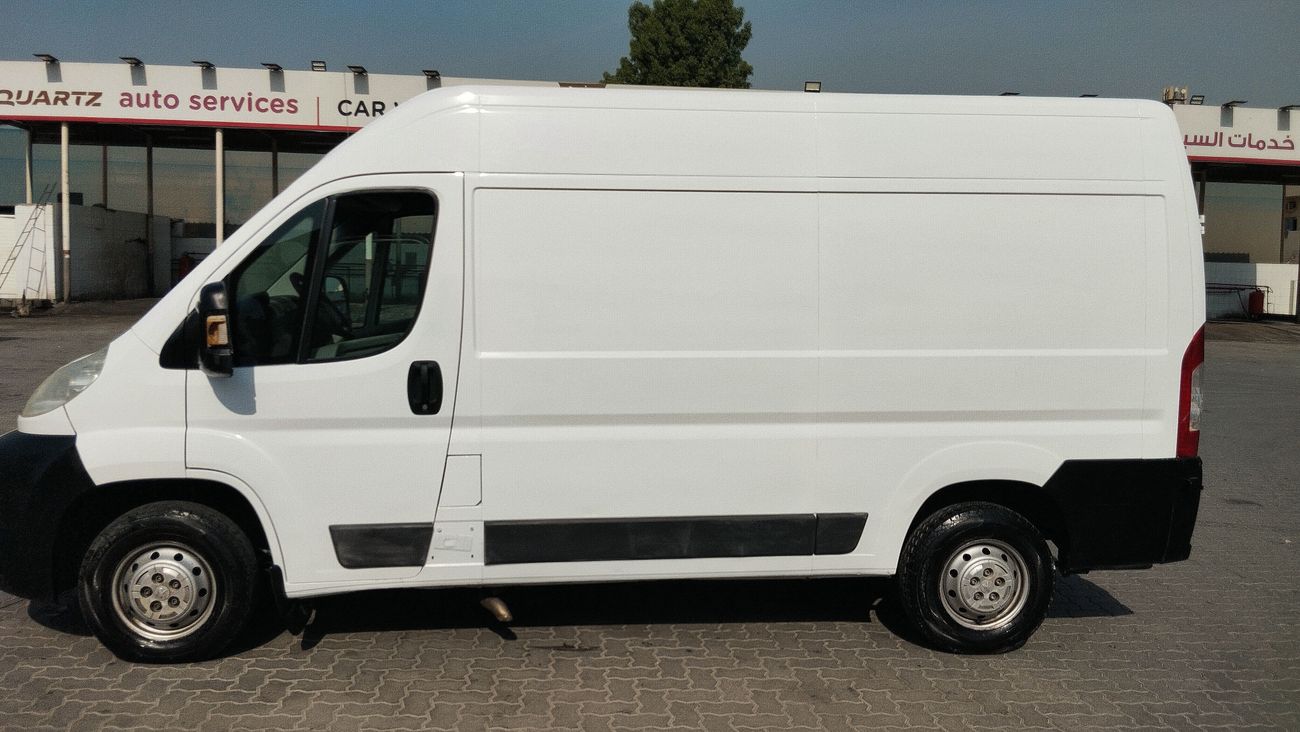 بيجو بوكسر L2H2 2.2L Medium Highroof