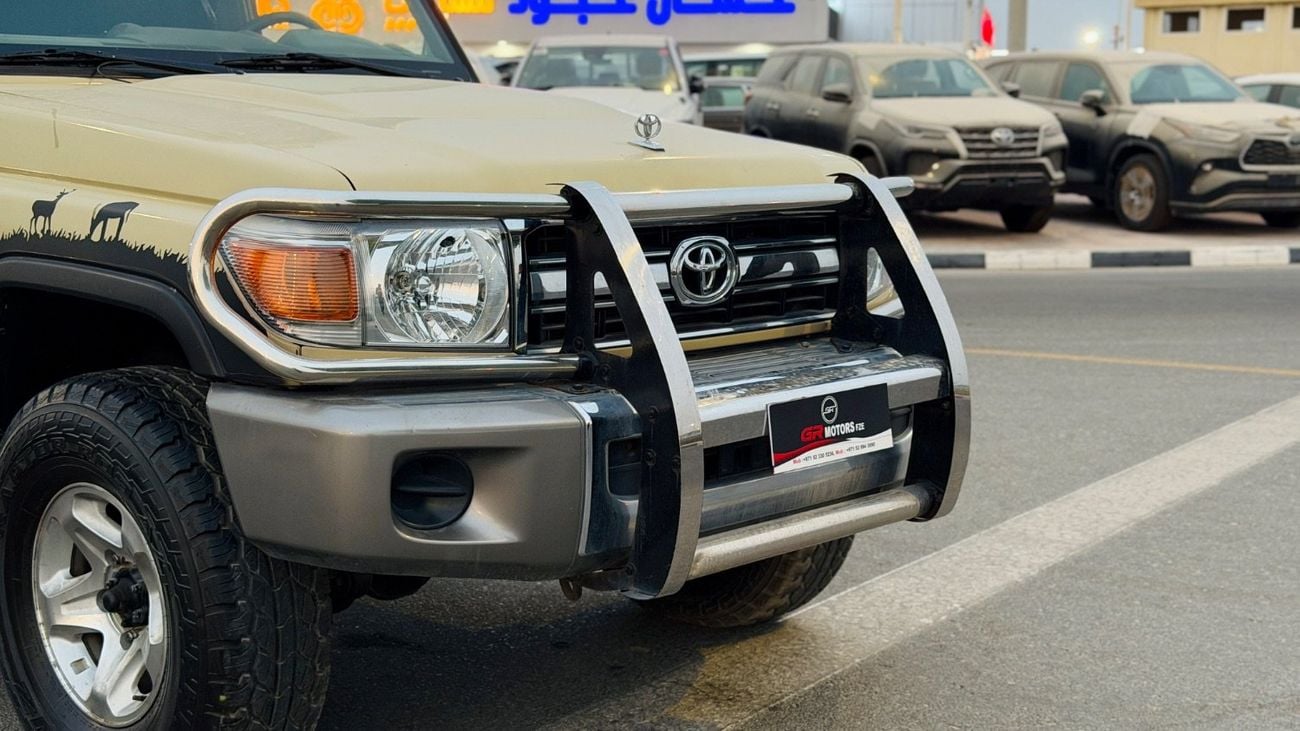 Toyota Land Cruiser Pick Up