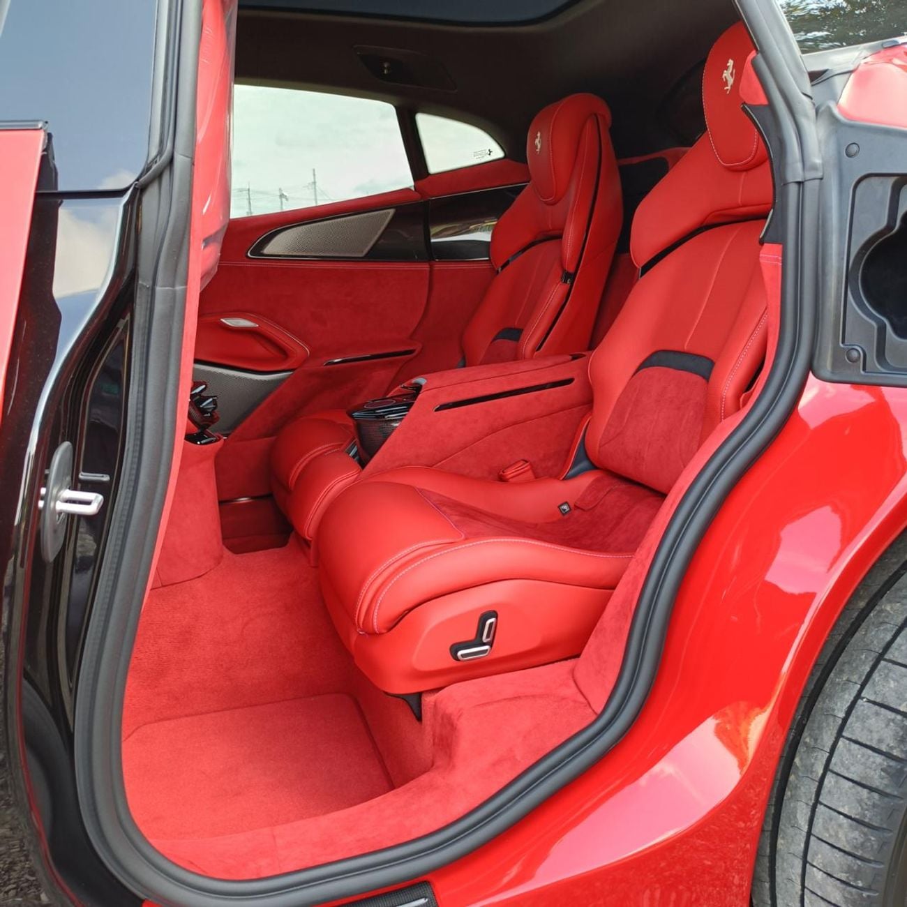 Ferrari Purosangue STANDARD 6.5 V12 715HP Tailor made Verde Dora Export Price