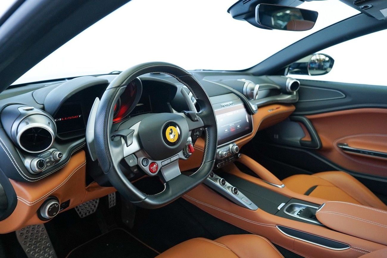 فيراري جي تي سي 4 لوسو LUSSO T