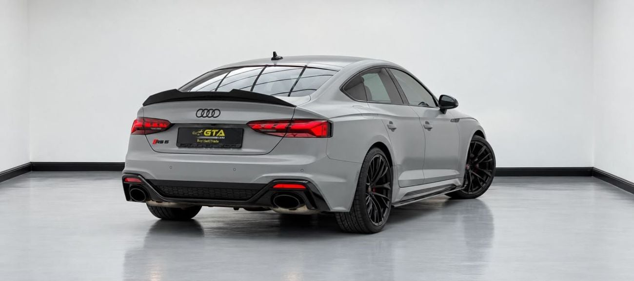 Audi RS5 STANDARD