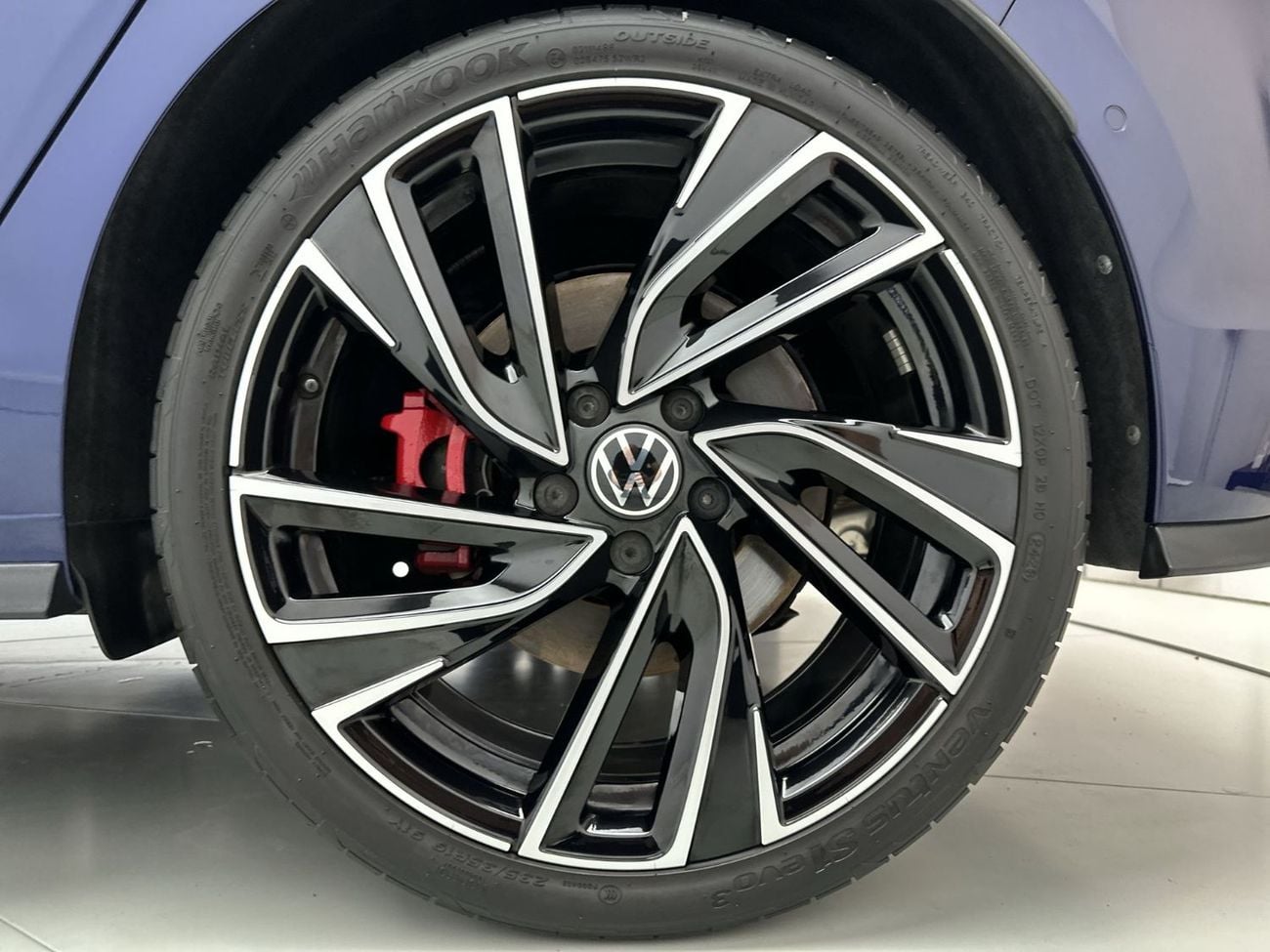 Volkswagen Golf GTI Leather 2L – High Spec | Vienna Leather | 19" Alloys | Panoramic Roof