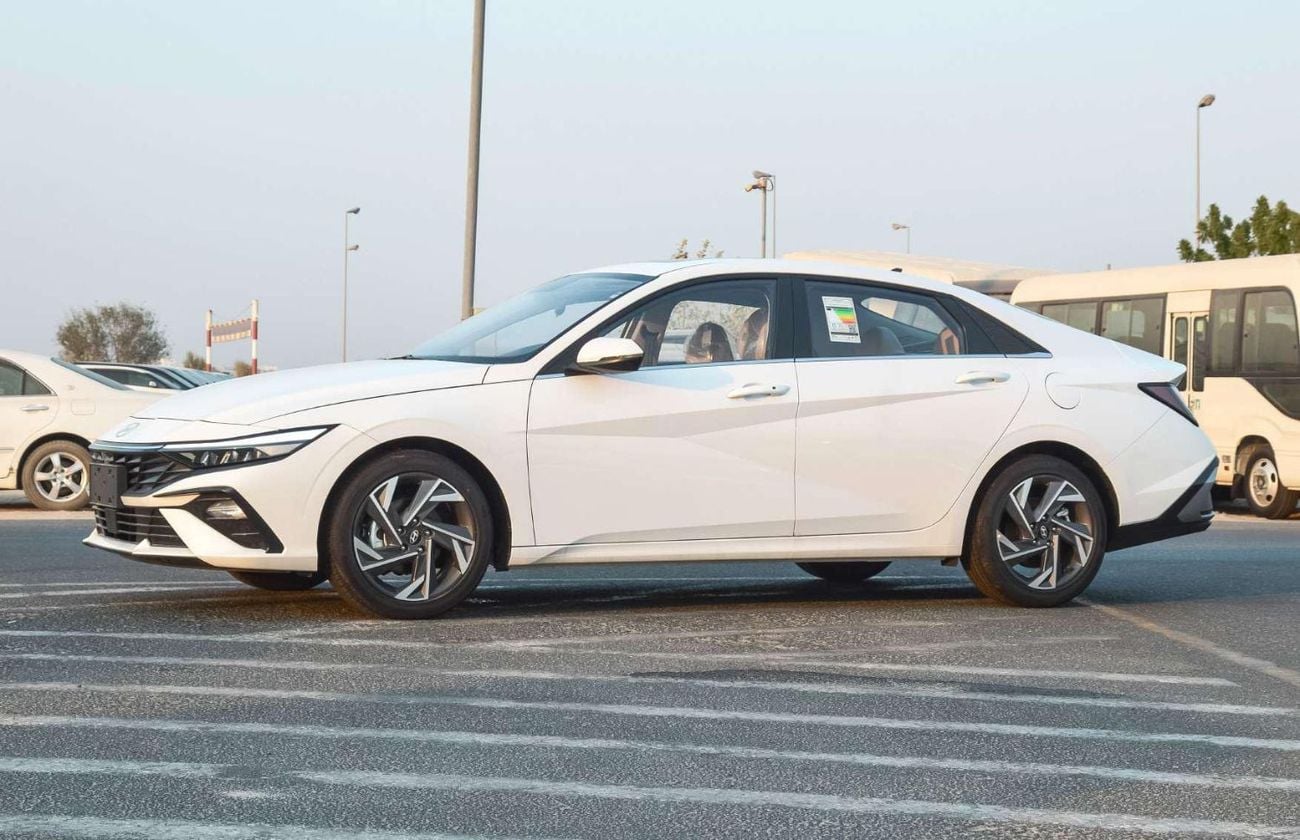Hyundai Elantra SMART 1.5L FWD PETROL SEDAN 2026