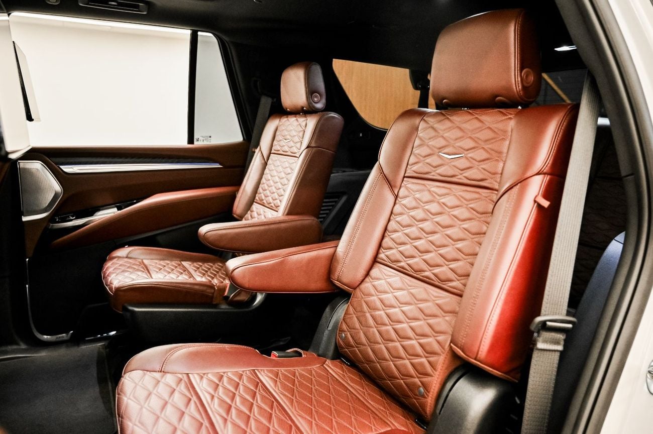 Cadillac Escalade SPORT Full Options | GCC Specs | 5 Years Warranty and Service Al Ghandi