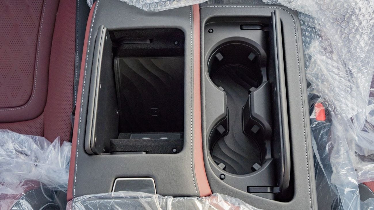 Infiniti QX80 AUTOGRAPH BENCH CHAIRS 2026 Infiniti QX80 Autograph AT Petrol (Black-Red)