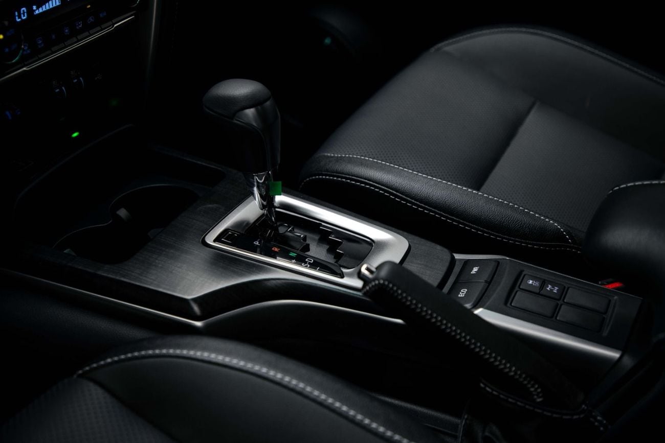 Toyota Fortuner SR5 4.0L - Attitude Black Inside Black | Export
