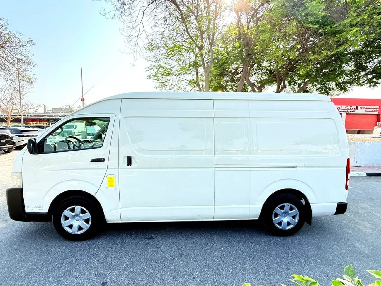 Toyota Hiace GL Year 2.7L GCC Specs-Excellent Condition