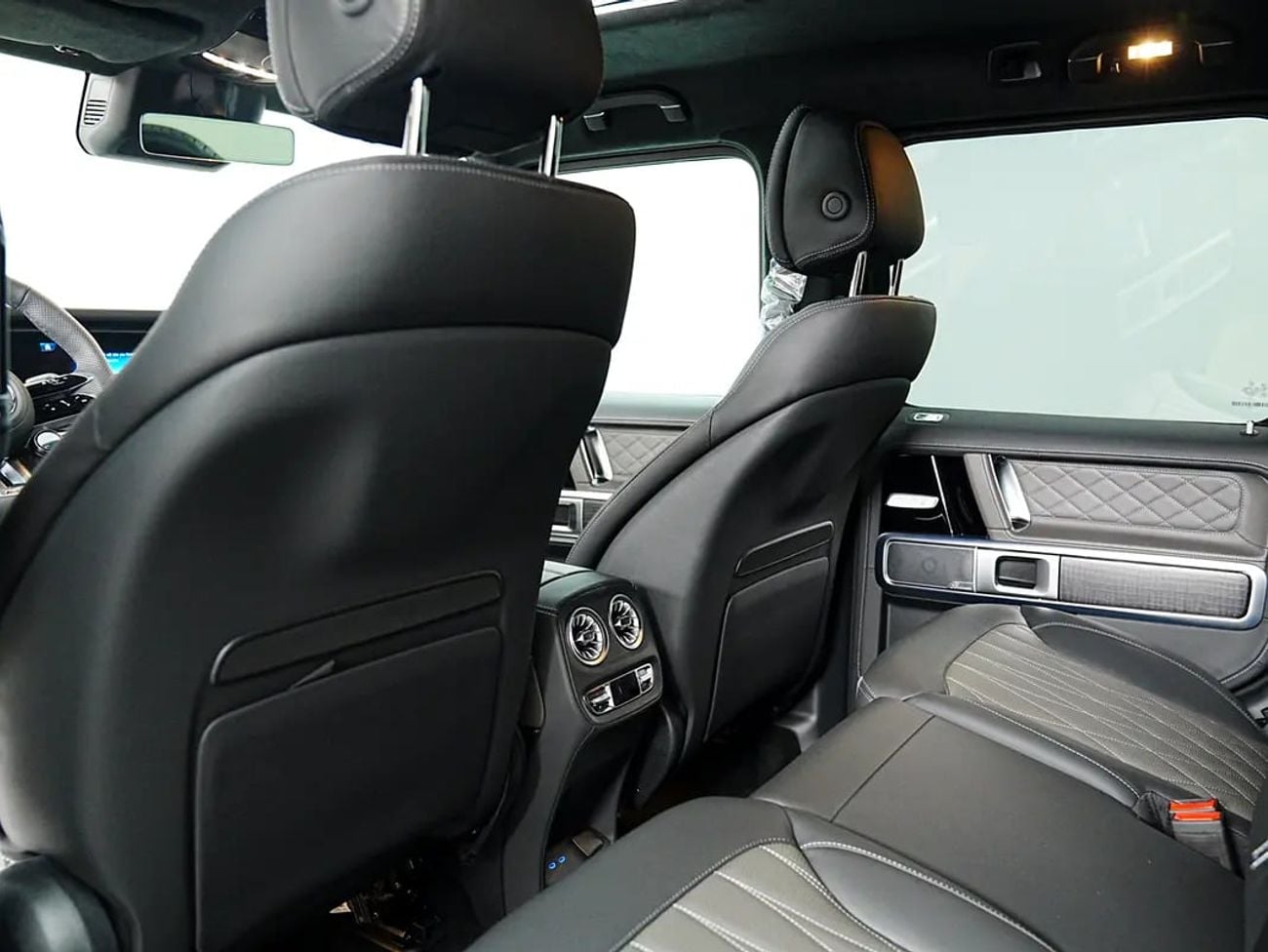 مرسيدس بنز G 63 AMG STANDARD G63 AMG | A22 | OFF-ROAD PACKAGE | WARRANTY INCLUDED