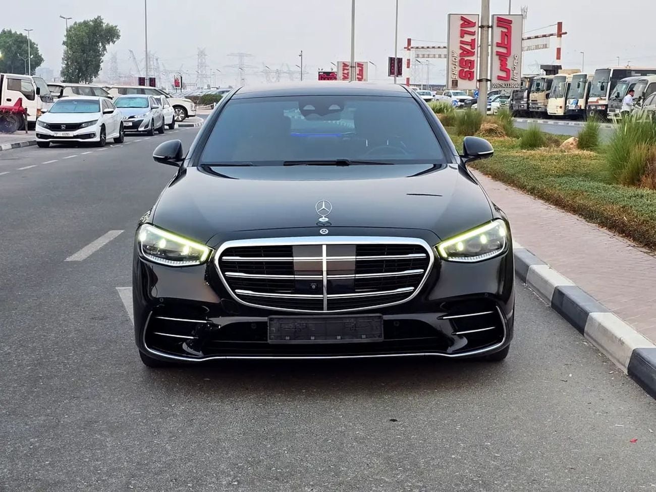 Mercedes Benz S450 S 450 AMG GCC Specs 1000 KM ONLY