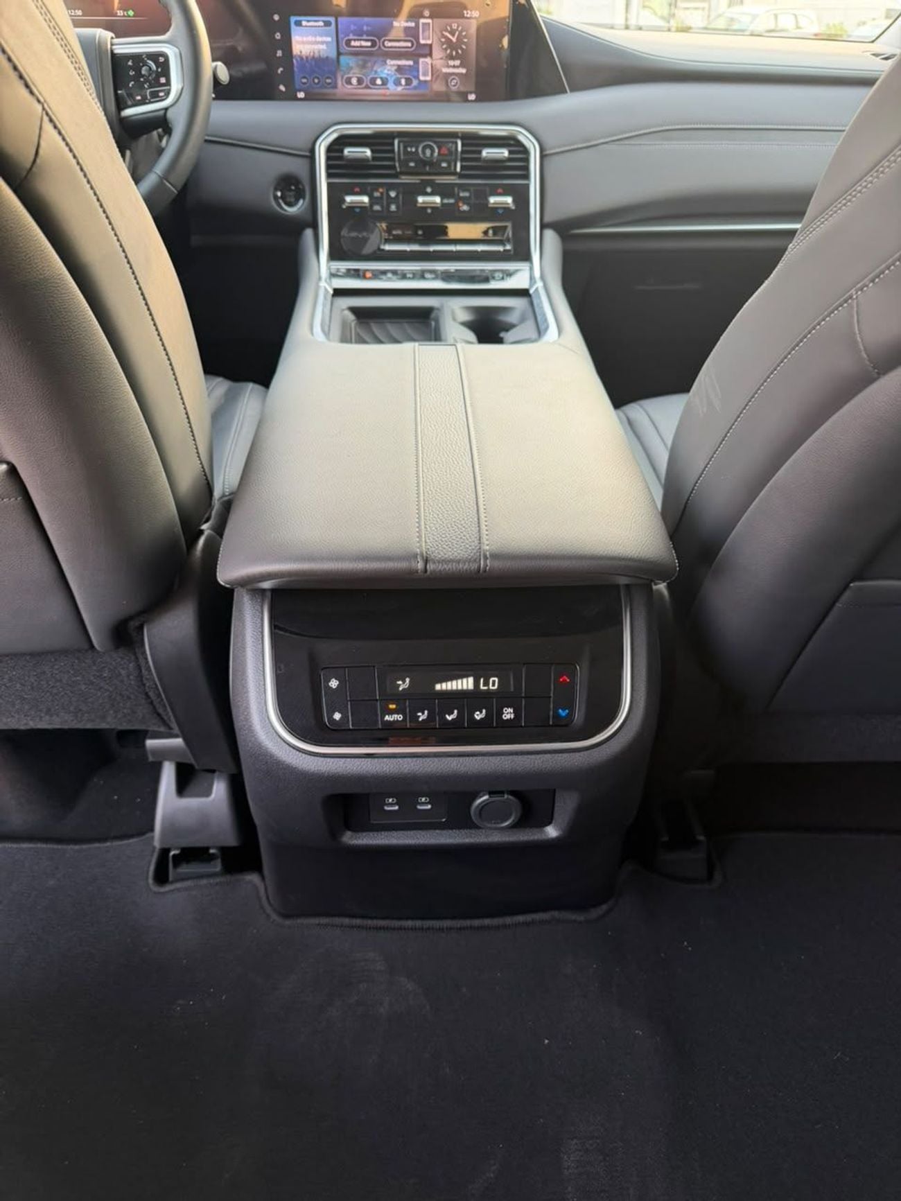 Nissan Armada