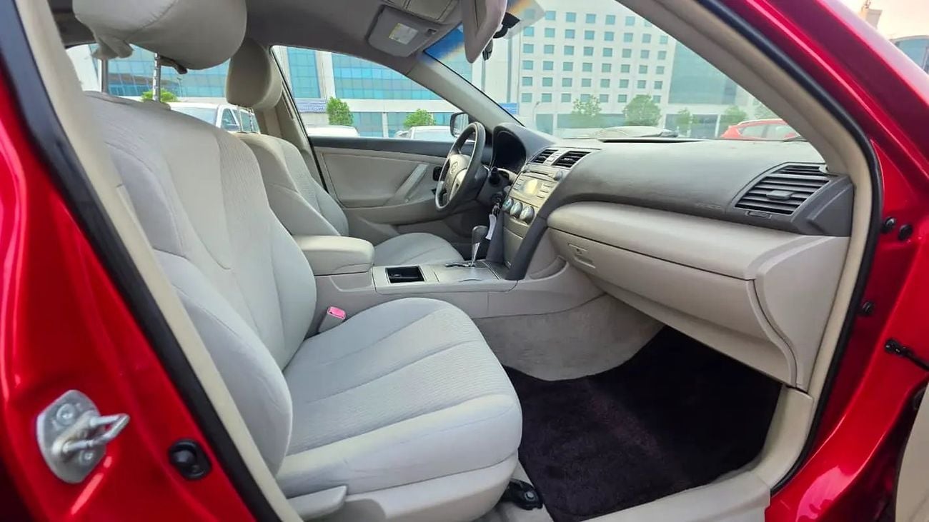 Toyota Camry GL GCC Specs