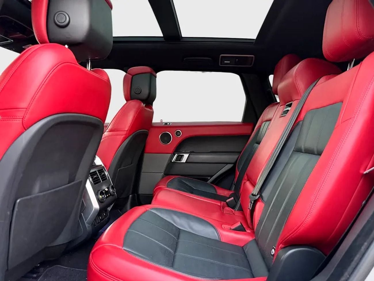 Land Rover Range Rover Sport HSE ONE OWNER | HSE | 400 HP MHEV | | GCC SPECS