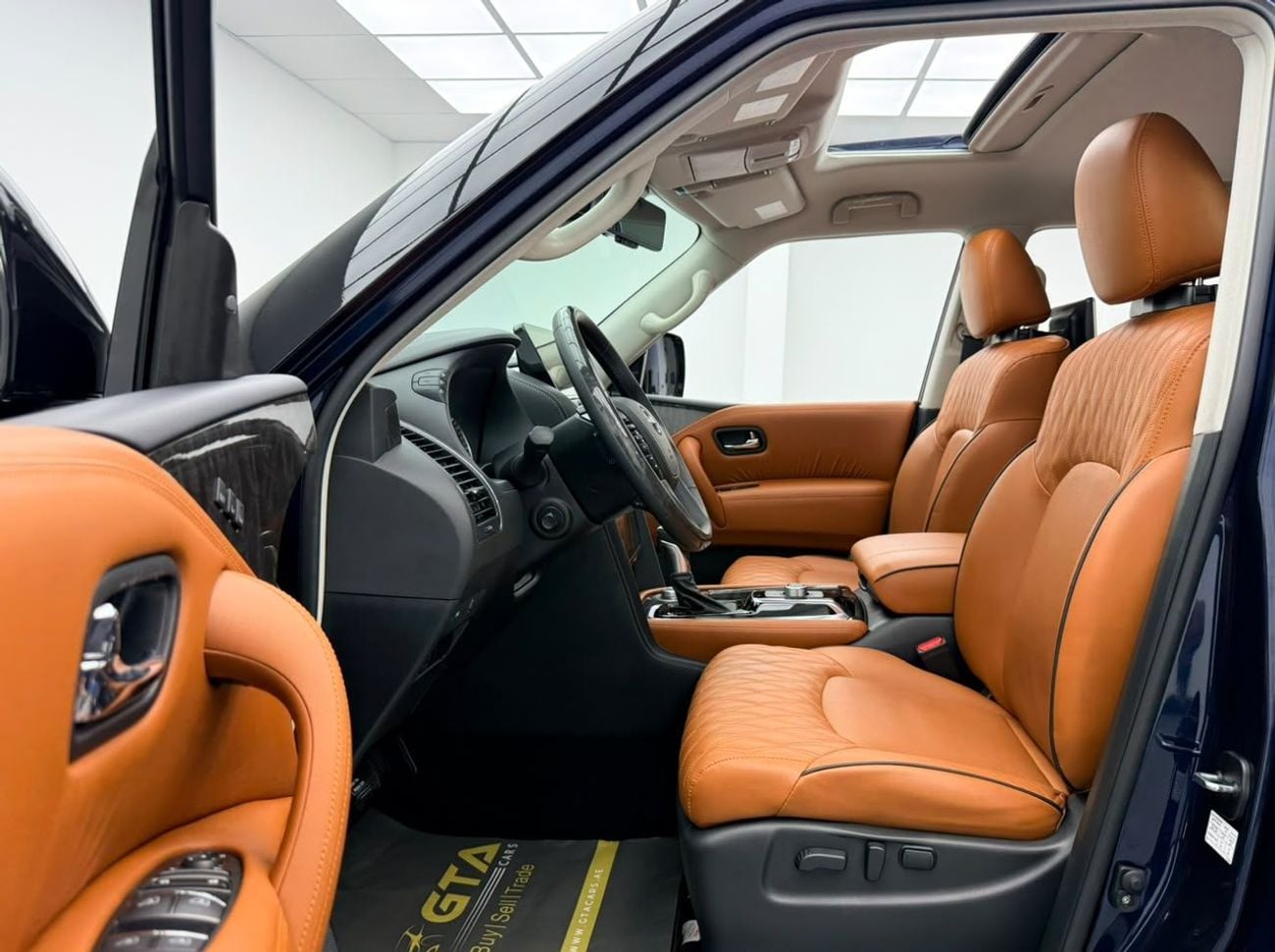 Nissan Patrol LE PLATINUM 2022 Nissan Patrol LE Platinum V8, 2027 Nissan Warranty, Full Nissan Service History, Low Km, GCC