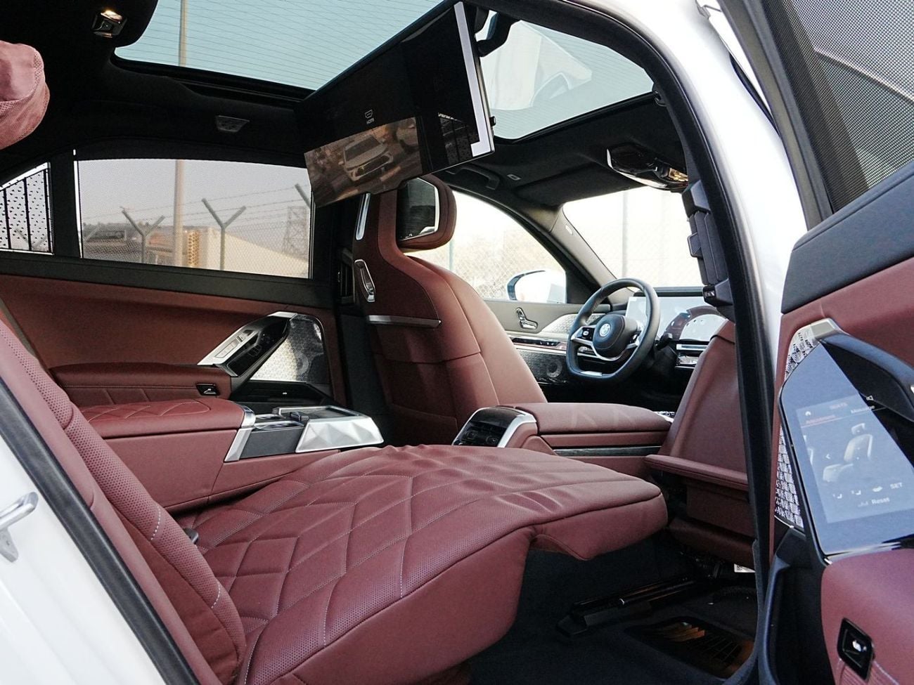 BMW 740i