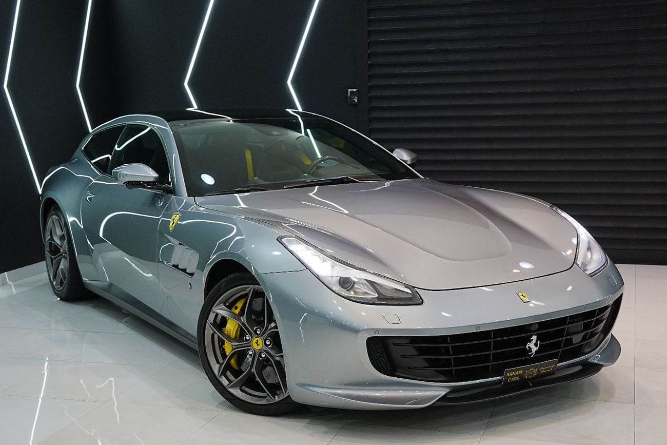 Ferrari GTC4 LUSSO T, Carbon Interior Pack, Passenger Display, Panoramic Roof, GCC Specs!!
