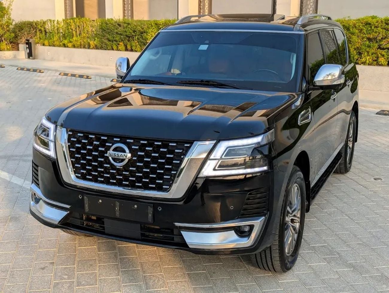نيسان باترول SE بلاتينيوم سيتي مواصفات خليجية، محرك V6 سعة 4.0 لتر، حالة داخلية وخارجية ممتازة
