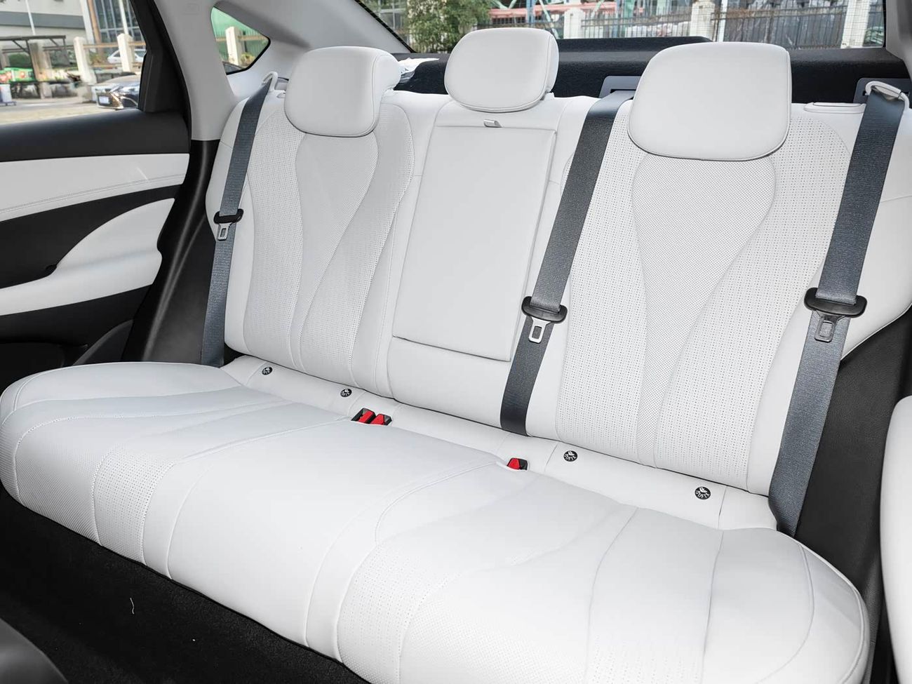 BYD Seal 05 STANDARD DM-i 210KM PREMIUM EDITION | 2026 | COMING SOON