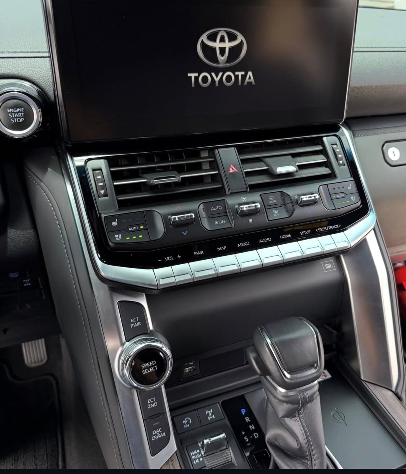 Toyota Land Cruiser VXR 4.0 L Full option