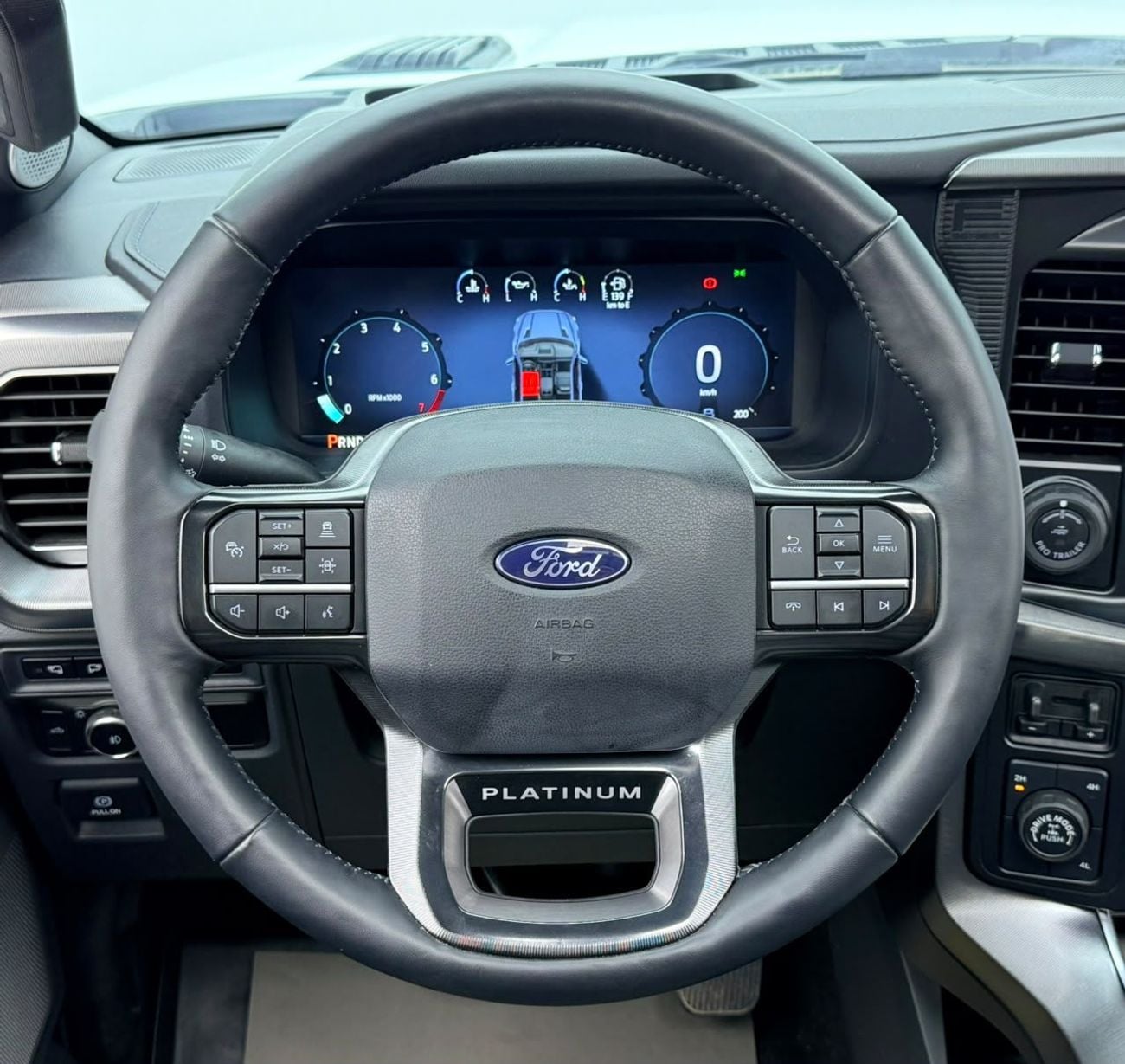 فورد F 150 PLATINUM فورد F-150 بلاتينيوم 2024، ضمان فورد لمدة 5 سنوات + باقة خدمة، سجل صيانة كامل لدى فورد، دول مجلس الت