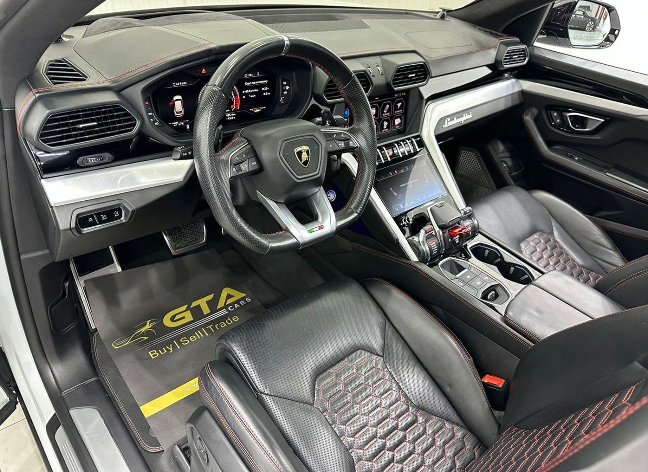 Lamborghini Urus Std 2019 Lamborghini Urus Vip Seats, Warranty, Service History, Full Options, Low Kms, GCC