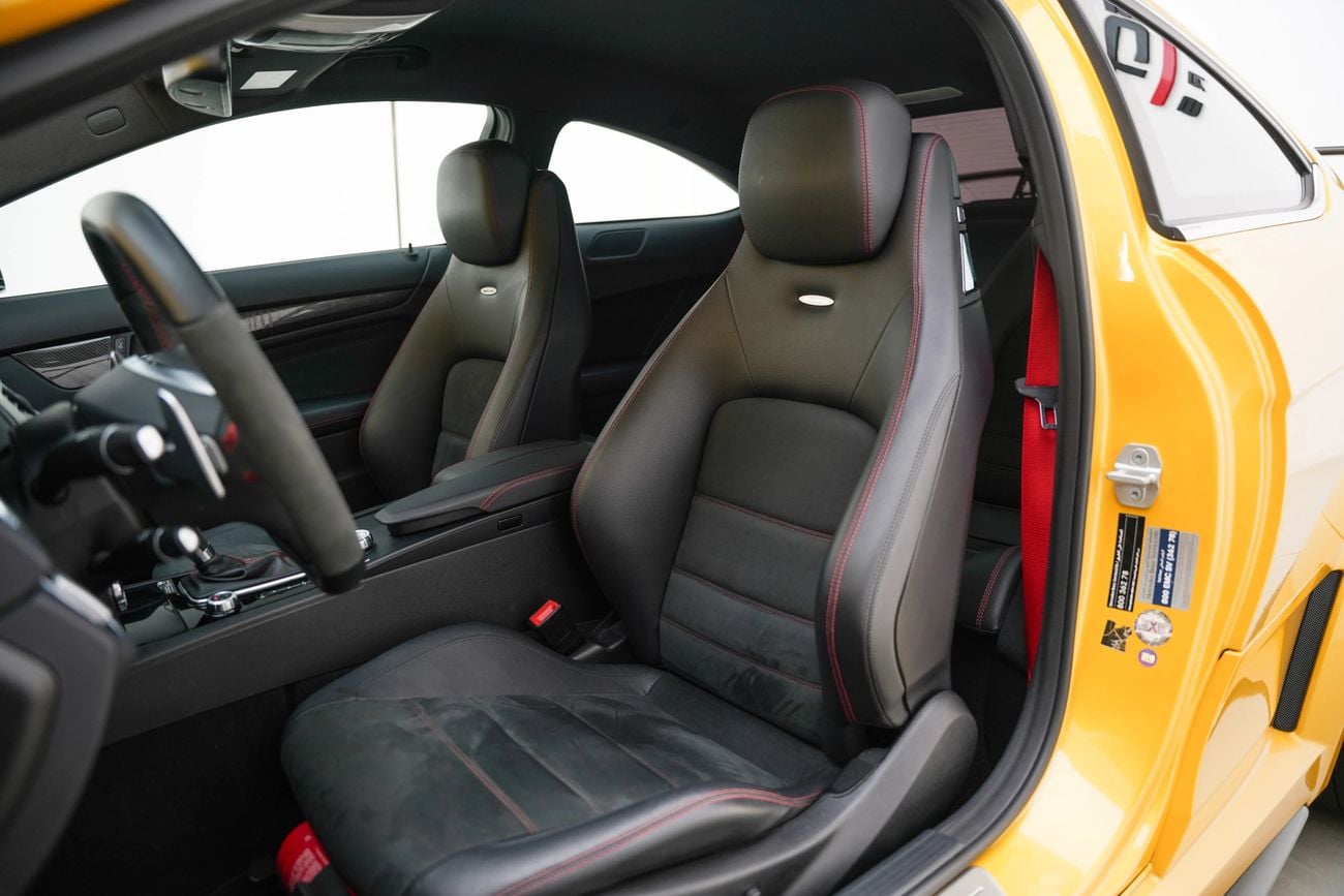 Mercedes Benz C63 AMG