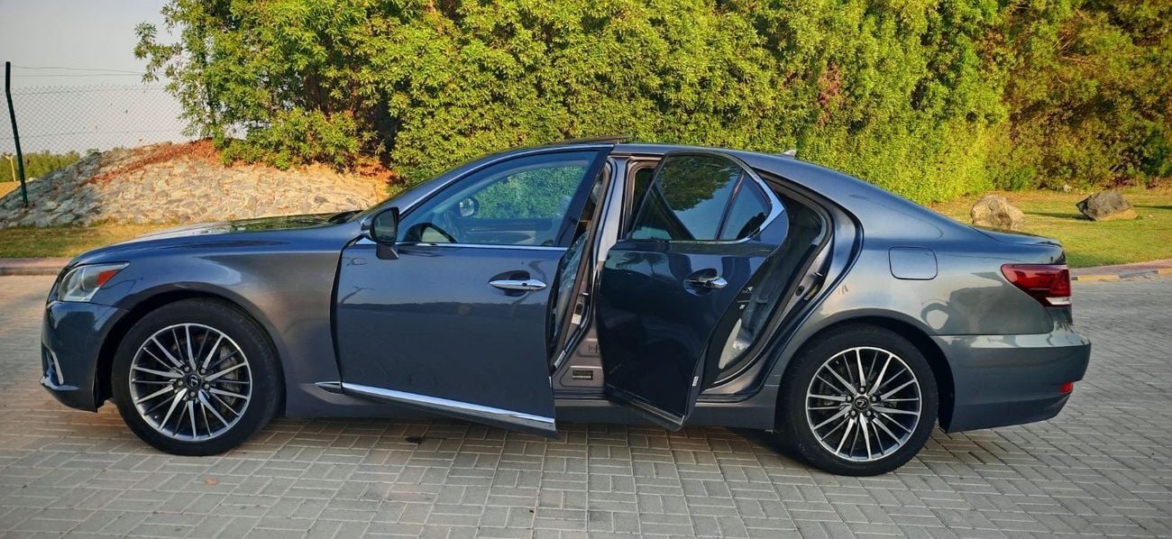 Lexus LS460 PREMIER LWB