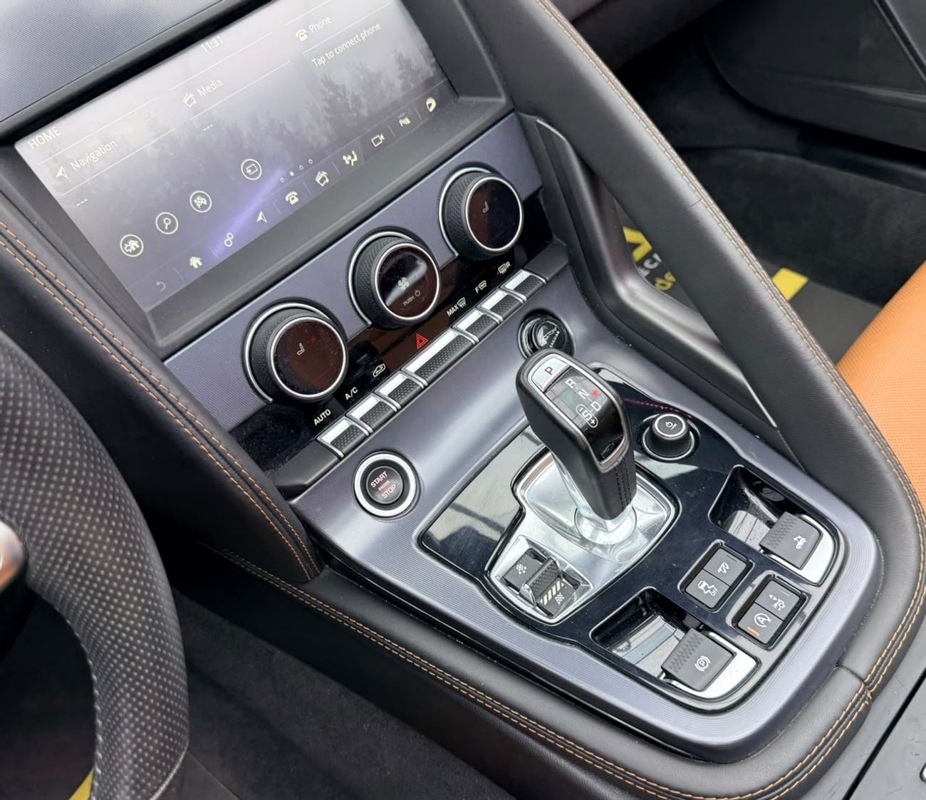 Jaguar F-TYPE R 2021 Jaguar F-Type P575 R Convertible, 2028 Masterclass Warranty + Service Pack, Very Low Km, Euro