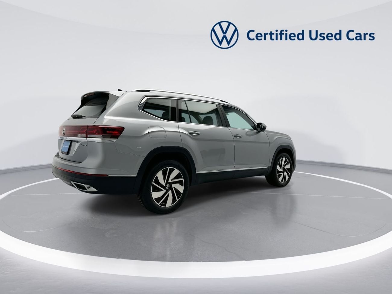 Volkswagen Teramont COMFORTLINE Teramont 2.0L (Facelift 2) | 28,100 AED SAVINGS from New Car |Refreshed Design & Panoram