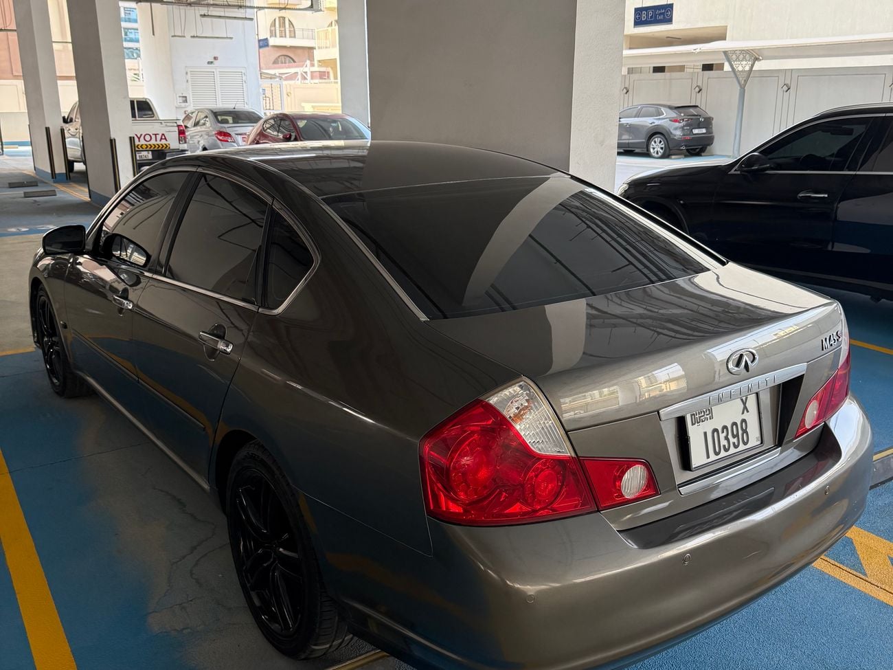 Infiniti M45 STANDARD