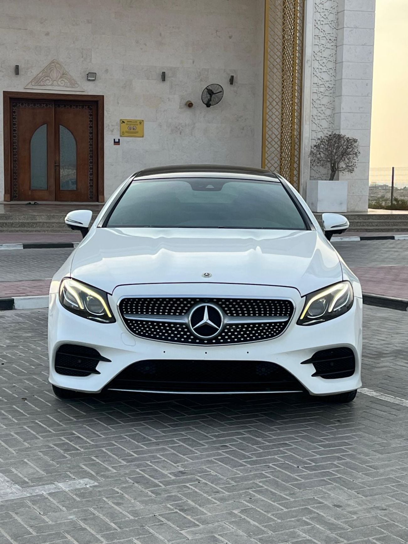 Mercedes Benz E 200 Coupe