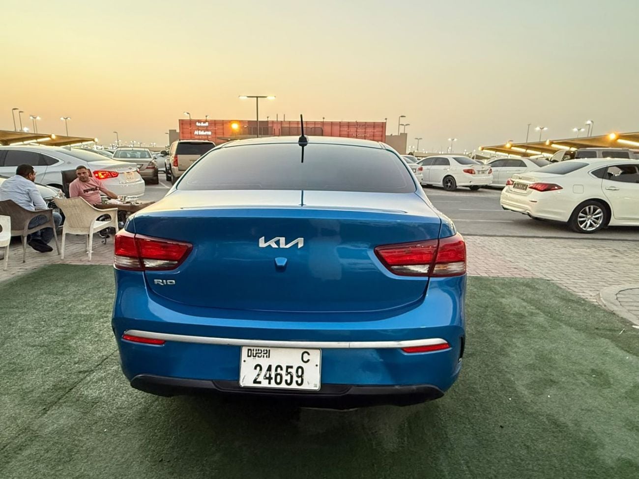 كيا ريو LX استخدام بسيط اربعه سلندر 45 الف ميل اقتصاديه