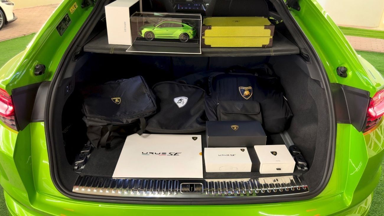Lamborghini Urus SE 2026- NEW 0 KM-CARBON-TV-3D BANG&OLUFSEN-HIGHWAY PAC- EXPORT PRICE 1.370.000DH-NIGHT VISION-COOLING
